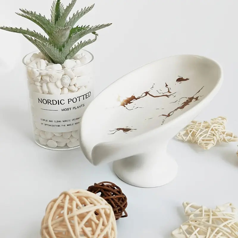 Marbled Ceramic Leaf-Shaped Soap Dish for Bathroom